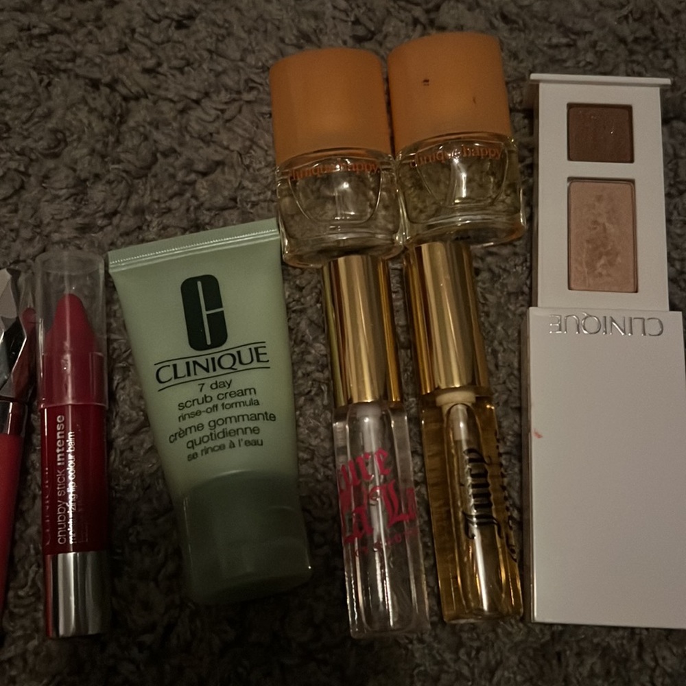 Assorted Beauty Bundle - Picture 3 of 3